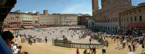 La piazza di Siena